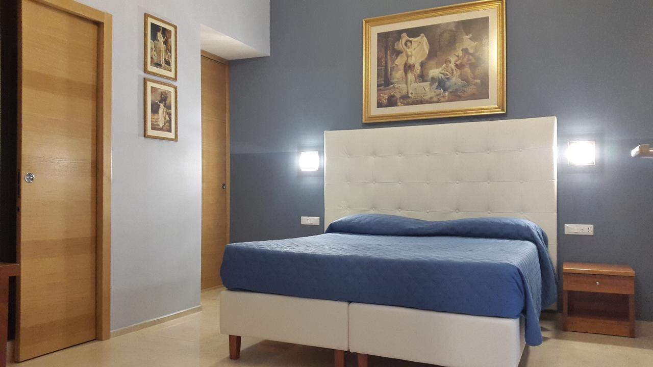 La Residenza Suites Rome Exterior photo