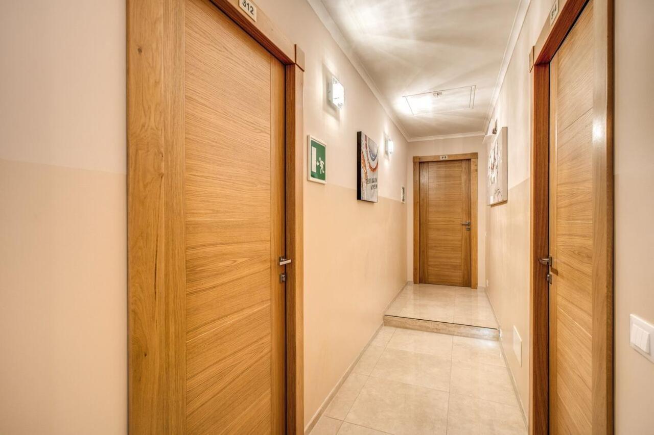 La Residenza Suites Rome Exterior photo